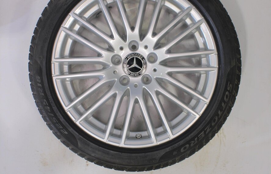 Mercedes Mercedes C-Klasse C206 S206 W206 18 inch Pirelli Runflat Winterbanden Origineel