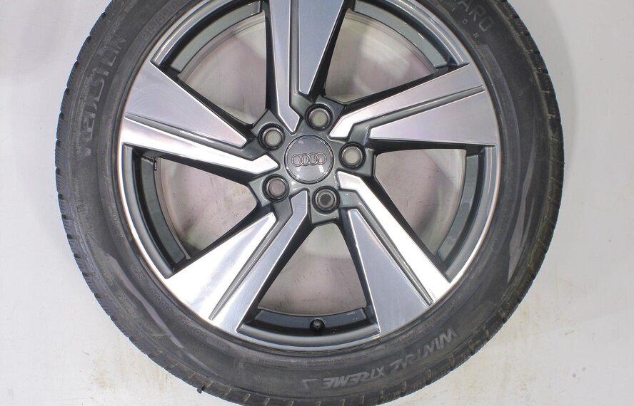 Audi Audi Q2 SQ2 81A 18 inch Vredestein Winterbanden Nieuw Origineel