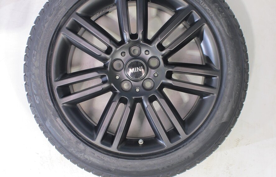 Mini Countryman F60 532 18 inch Pirelli Runflat Winterbanden Nieuw Origineel