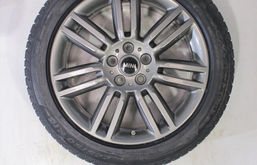 Mini Mini Countryman F60 532 18 inch Pirelli Runflat Winterbanden Nieuw Origineel
