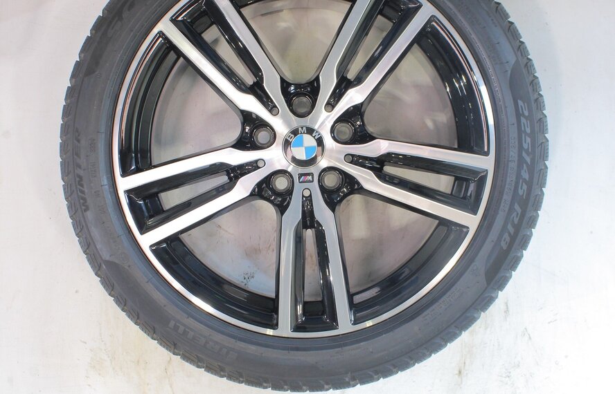 BMW BMW 2 serie F45 F46 Active Gran Tourer 486M 18 inch Pirelli Runflat Winterbanden Nieuw Origineel