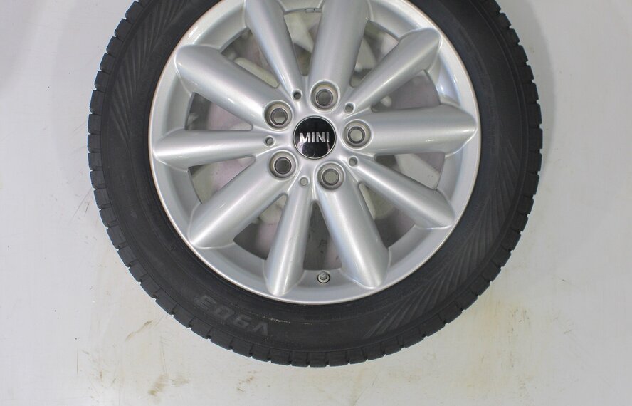 Mini Cooper / S / One / Cabrio F55 F56 F57 508 16 inch Yokohama Winterbanden Origineel