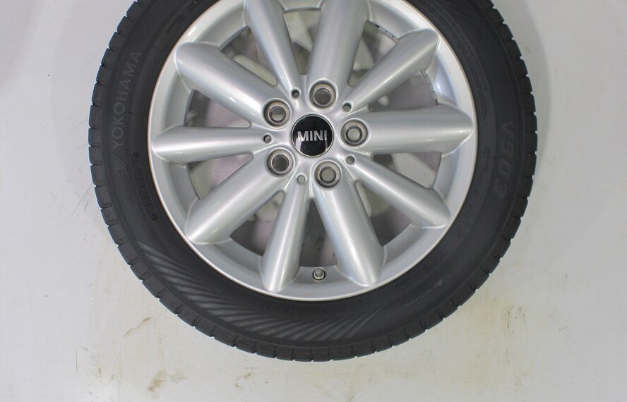 Mini Cooper / S / One / Cabrio F55 F56 F57 508 16 inch Yokohama Winterbanden Origineel