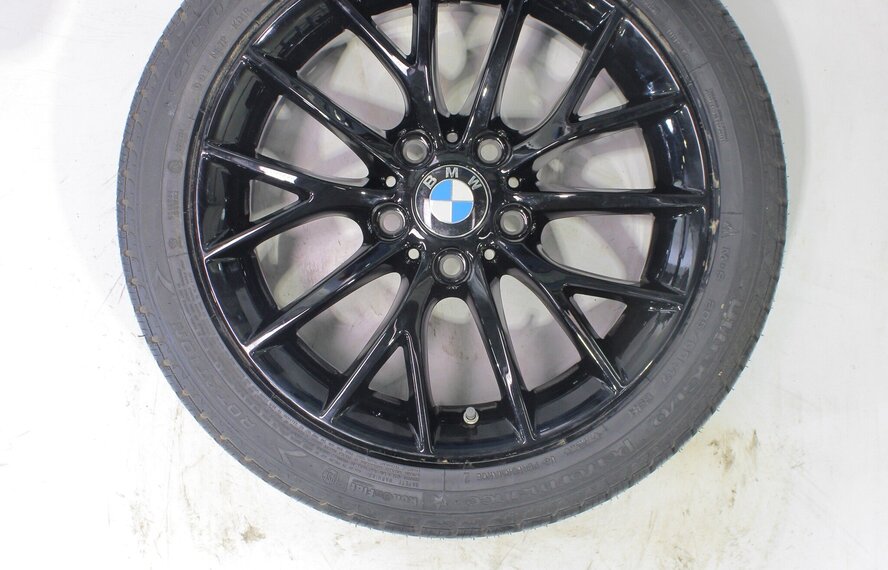 BMW BMW 1 2 serie F20 F21 F22 F23 380 17 inch Goodyear Runflat Winterbanden Nieuw Origineel