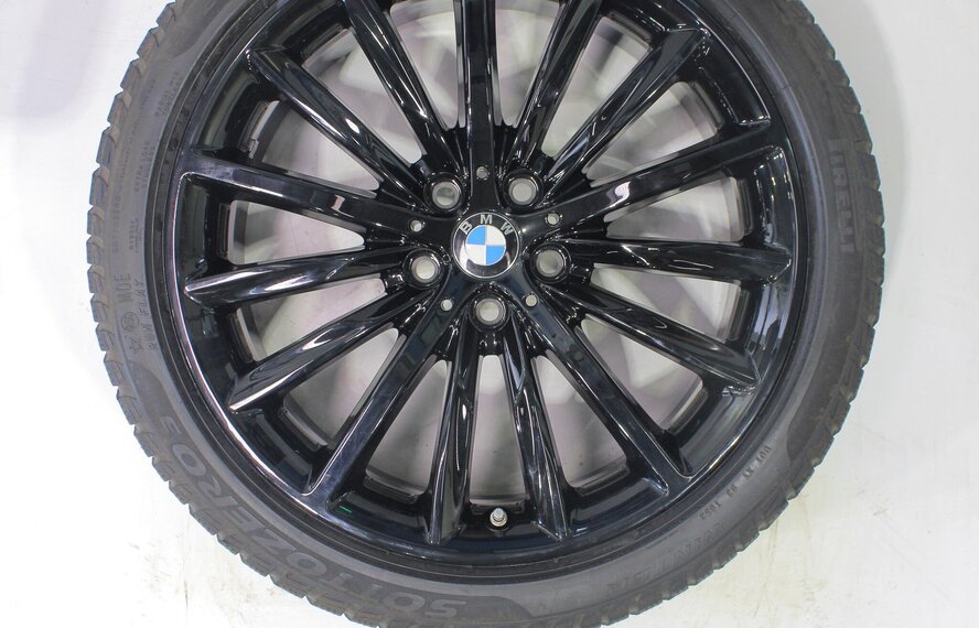 BMW BMW 5 serie G30 G31 8 serie G14 G15 G16 633 19 inch Pirelli Runflat Winterbanden Origineel