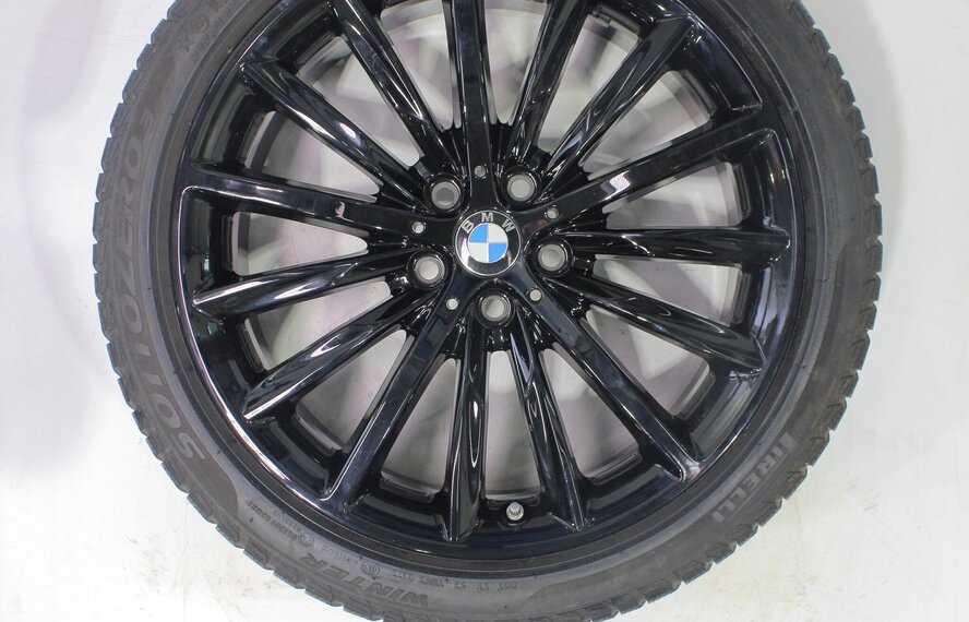BMW BMW 5 serie G30 G31 8 serie G14 G15 G16 633 19 inch Pirelli Runflat Winterbanden Origineel