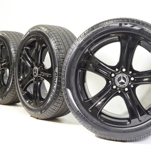 Mercedes Mercedes E Klasse W213 18 inch velgen + Zomerbanden Pirelli nieuw Runflat Origineel