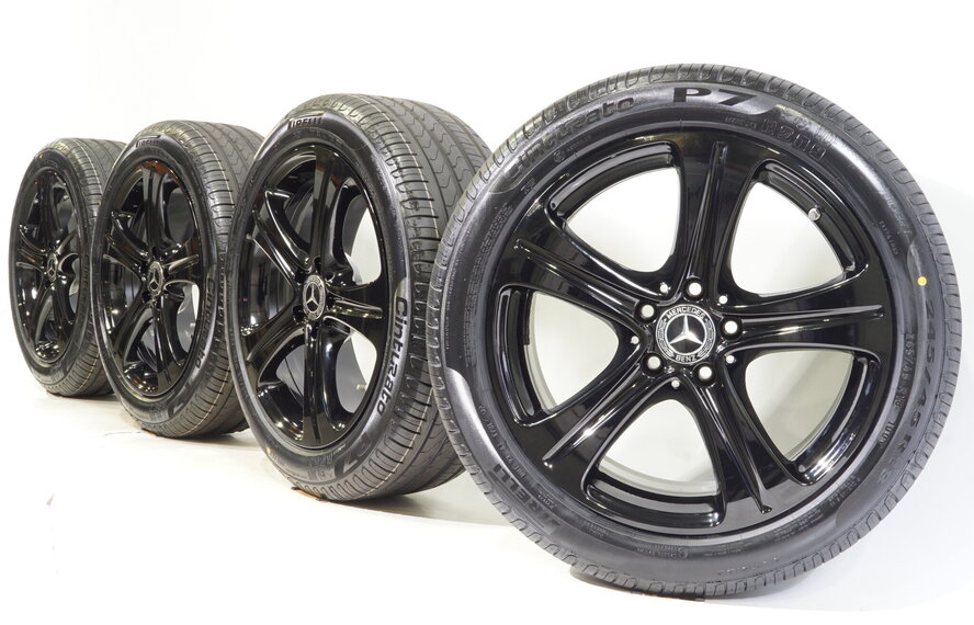 Mercedes Mercedes E Klasse W213 18 inch velgen + Zomerbanden Pirelli nieuw Runflat Origineel