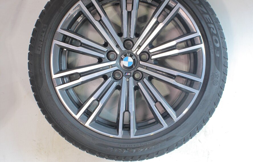 BMW BMW 2 serie 3 serie 4 serie G20 G21 G22 G42 790M 18 inch Pirelli Runflat Winterbanden Nieuw Origineel