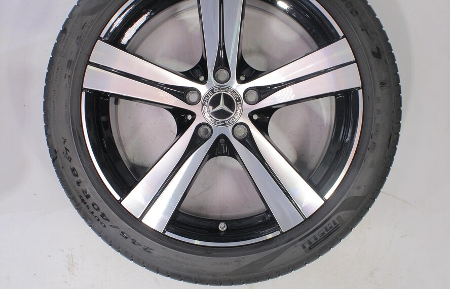 Mercedes Mercedes C-Klasse C206 S206 W206 18 inch Pirelli Zomerbanden Origineel