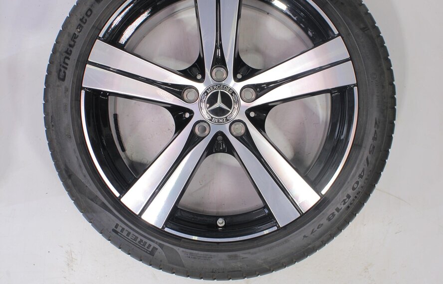 Mercedes Mercedes C-Klasse C206 S206 W206 18 inch Pirelli Zomerbanden Origineel