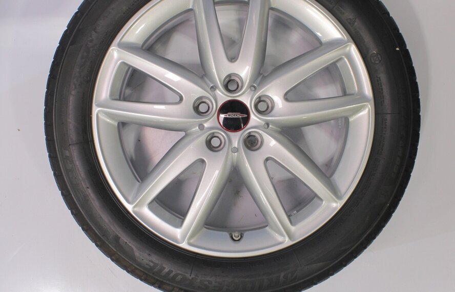 Mini Mini Countryman F60 JCW815 18 inch Bridgestone Runflat Winterbanden Nieuw Origineel