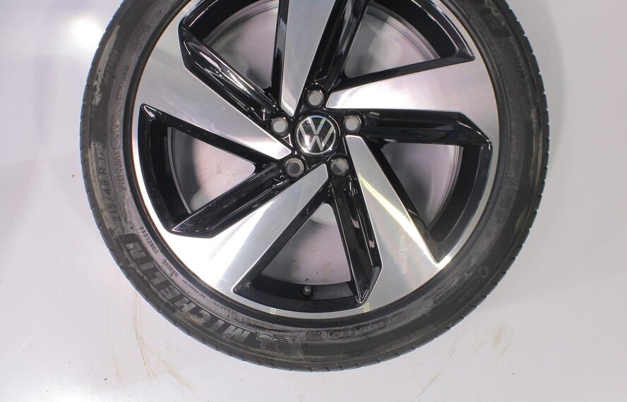 Volkswagen VW Polo 2G Milton Keynes 17 inch Michelin Zomerbanden Origineel