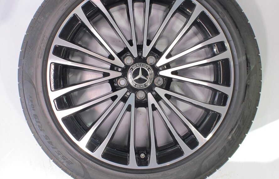 Mercedes Mercedes S Klasse W223 19 inch Pirelli Zomerbanden Origineel