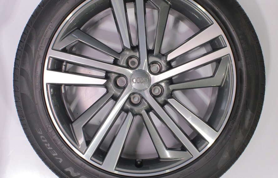 Audi Audi Q5 SQ5 80A 20 inch Pirelli Zomerbanden Origineel