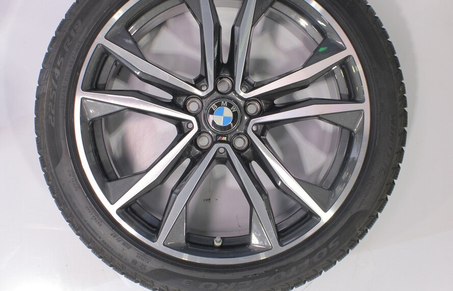 BMW BMW X1 F48 X2 F39 715M 19 inch Pirelli Runflat Winterbanden Nieuw Origineel