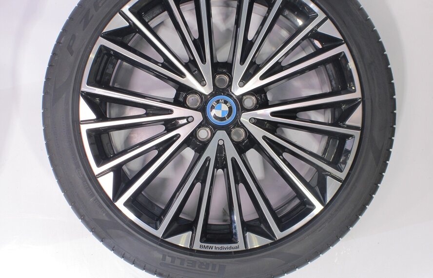 BMW BMW 2 serie U06 Active Gran Tourer 839i 19 inch Pirelli Zomerbanden Nieuw Origineel
