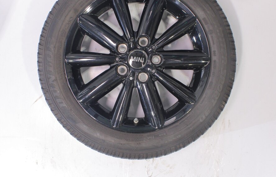 Mini Cooper / S / One / Cabrio F55 F56 F57 508 16 inch Dunlop Runflat Winterbanden Origineel