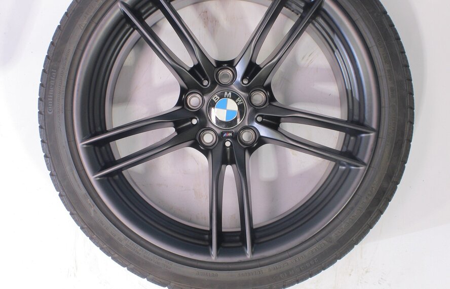 BMW BMW M3 M4 F80 F82 F83 641M 19 inch Continental Winterbanden Origineel
