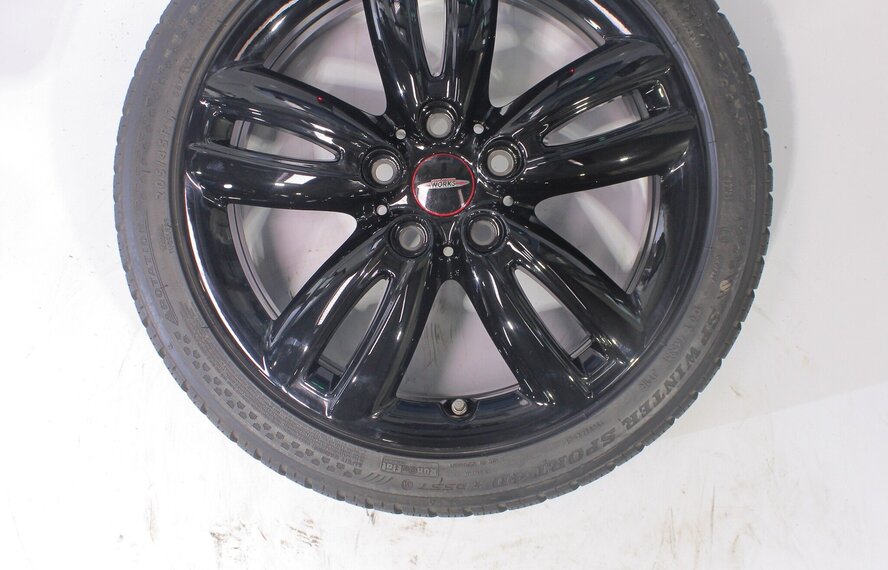 Mini Cooper / S / One / Cabrio F55 F56 F57 JCW501 17 inch Dunlop Runflat Winterbanden Origineel