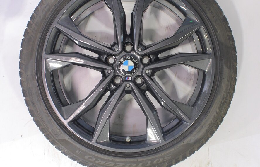 BMW BMW X1 F48 X2 F39 715M 19 inch Pirelli Runflat Winterbanden Origineel