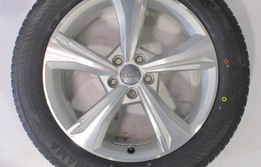 Audi Audi Q5 SQ5 80A 19 inch Yokohama Winterbanden Nieuw Origineel