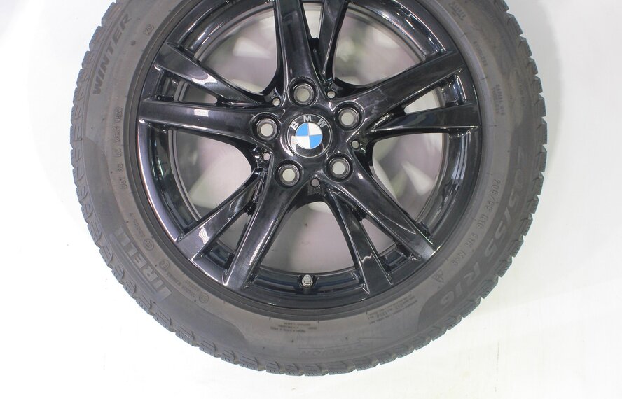 BMW BMW 1 2 serie F40 F44 2 serie Gran Coupe 473 16 inch velgen Pirelli Runflat Winterbanden Origineel