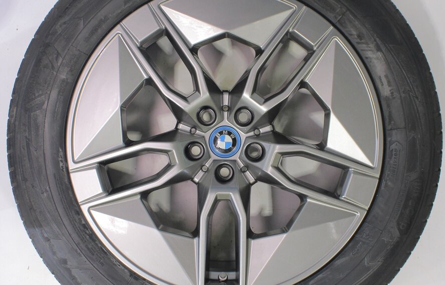 BMW BMW iX i20 1002 20 inch velgen Goodyear Winterbanden Nieuw Origineel