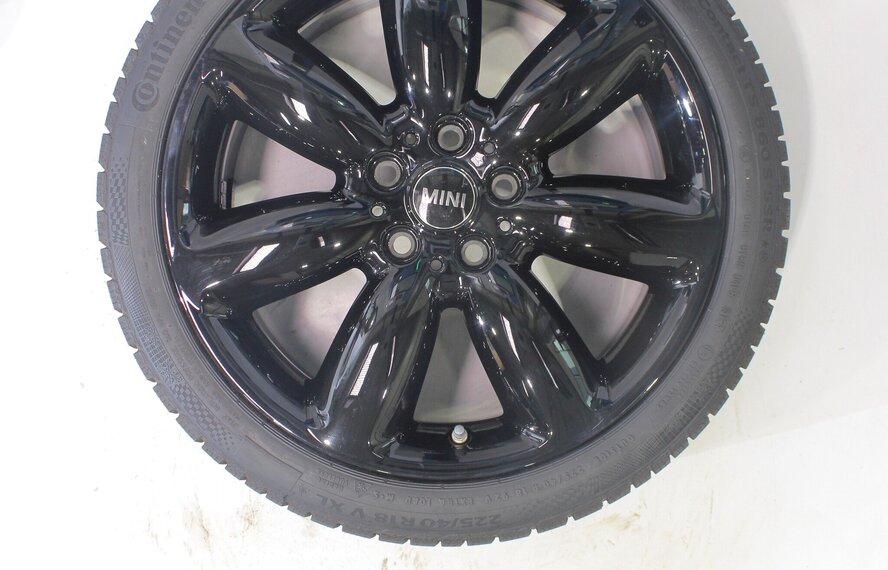 Mini Clubman F54 521 18 inch velgen Continental Runflat Winterbanden Origineel