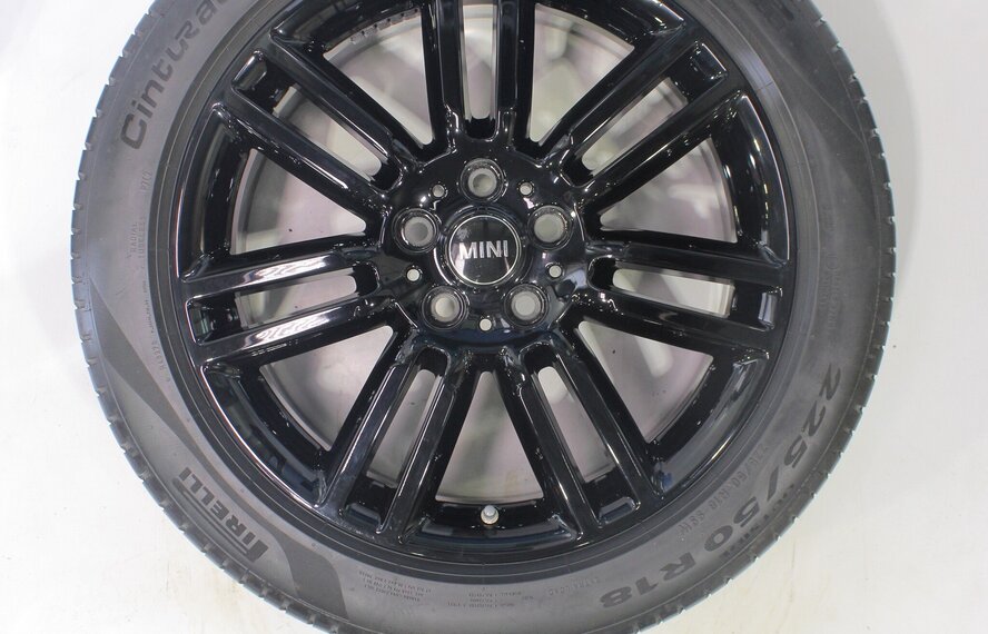 Mini Countryman F60 532 18 inch velgen Pirelli Zomerbanden Nieuw Origineel