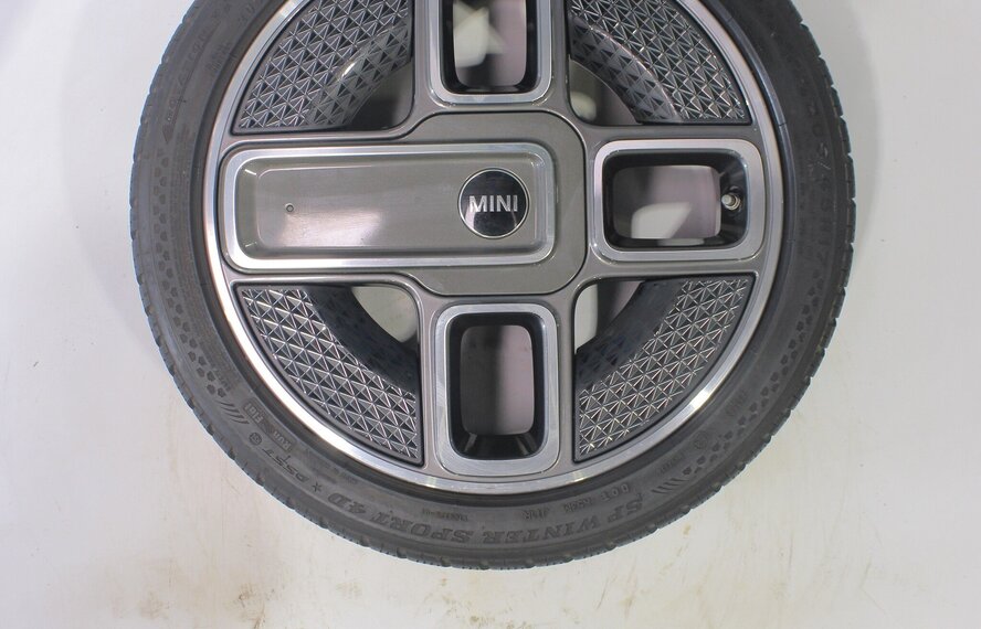 Mini Mini Cooper / S / One / Cabrio F55 F56 F57 737 17 inch velgen Dunlop Runflat Winterbanden Origineel