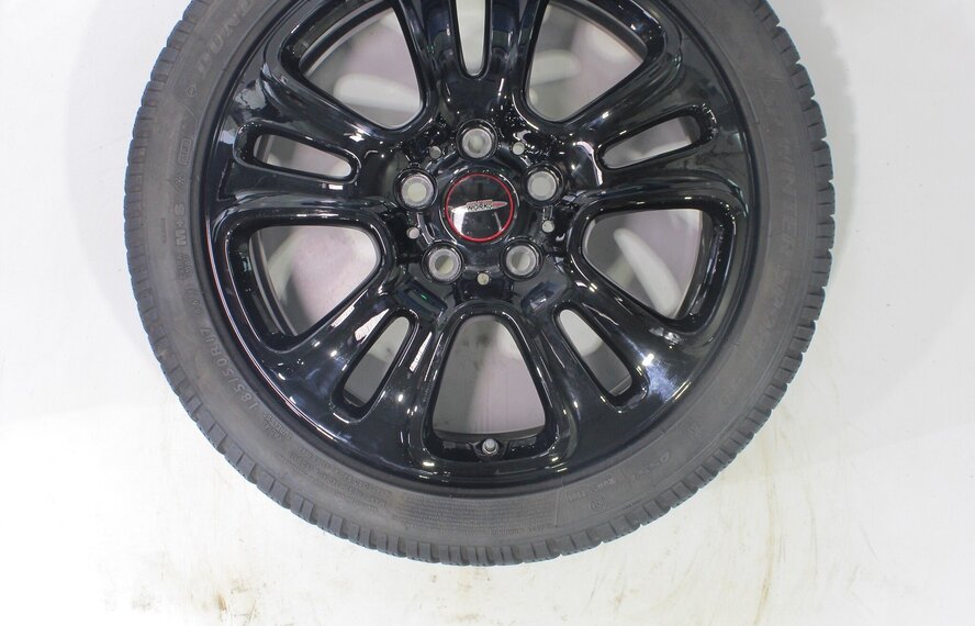 Mini Mini Cooper / S / One / Cabrio F55 F56 F57 JCW510 17 inch velgen Dunlop Runflat Winterbanden Origineel