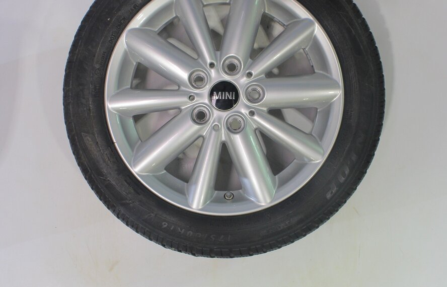 Mini Mini Cooper / S / One / Cabrio F55 F56 F57 508 16 inch velgen Dunlop Runflat Winterbanden Origineel