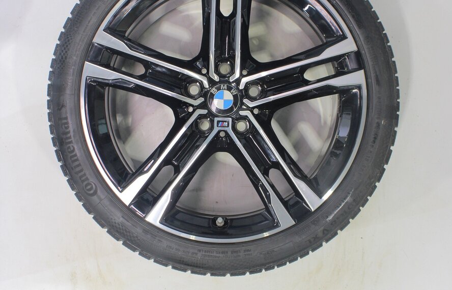 BMW BMW 1 2 serie F40 F44 2 serie Gran Coupe 556M 18 inch velgen Continental Runflat Winterbanden Origineel