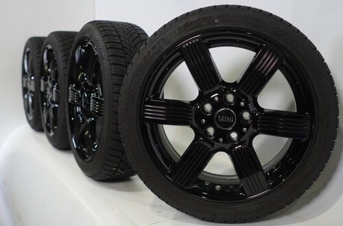 Mini Cooper / S / One / Cabrio F55 F56 F57 525 17 inch velgen Dunlop Runflat Winterbanden Origineel