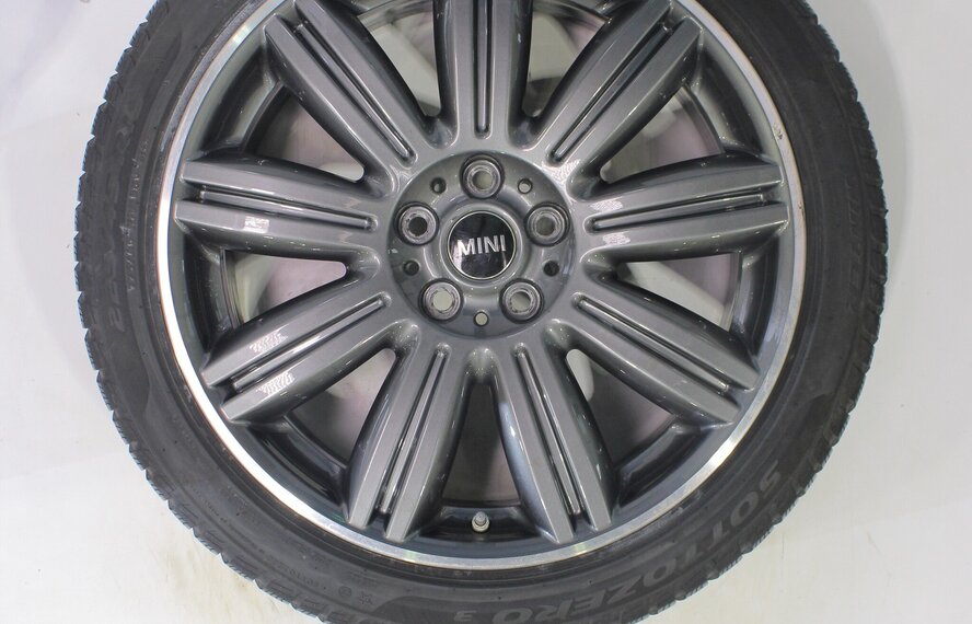 Mini Countryman F60 524 19 inch velgen Pirelli Runflat Winterbanden Origineel