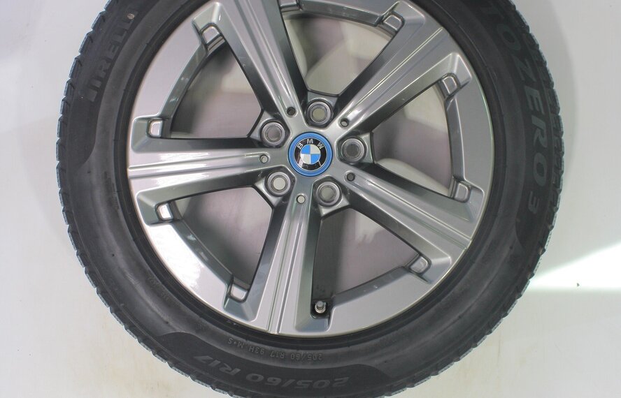 BMW BMW 2 serie U06 Active Tourer 875 17 inch velgen Pirelli Winterbanden Nieuw Origineel