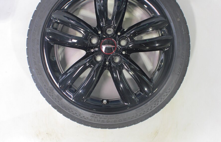 Mini Cooper / S / One / Cabrio F55 F56 F57 JCW501 17 inch velgen Dunlop Runflat Winterbanden Origineel