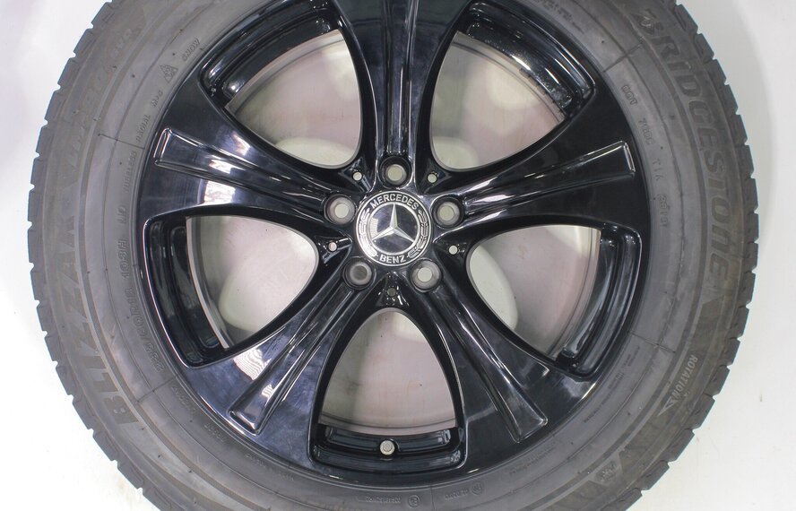 Mercedes Mercedes GLC X253 GLC Coupe C253 18 inch velgen Bridgestone Winterbanden Origineel