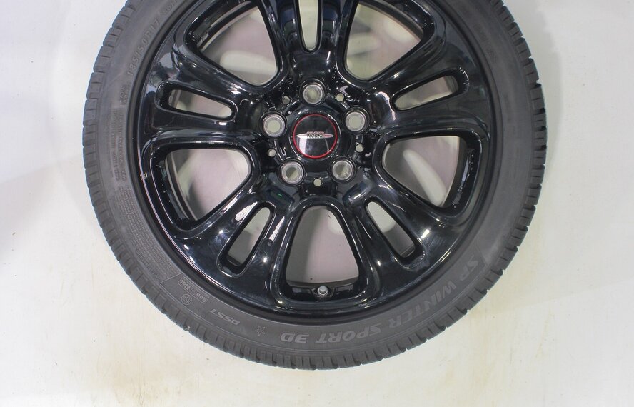 Mini Cooper / S / One / Cabrio F55 F56 F57 JCW510 17 inch velgen Dunlop Runflat Winterbanden Origineel