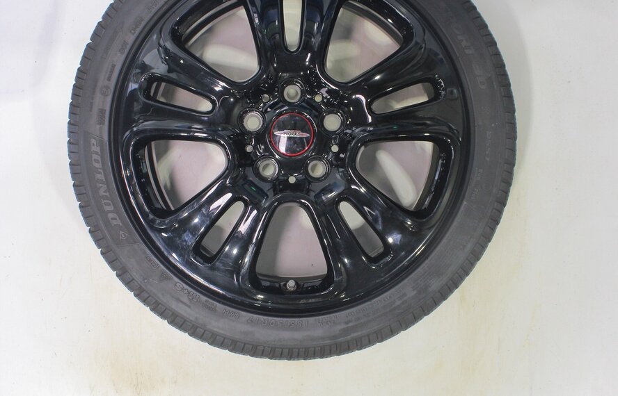 Mini Cooper / S / One / Cabrio F55 F56 F57 JCW510 17 inch velgen Dunlop Runflat Winterbanden Origineel