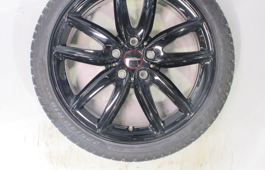 Mini Clubman F54 JCW815 18 inch velgen Pirelli Runflat Winterbanden Nieuw Origineel