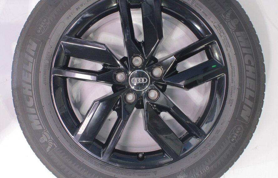 Audi Audi Q5 SQ5 80A 18 inch velgen Michelin Zomerbanden Origineel