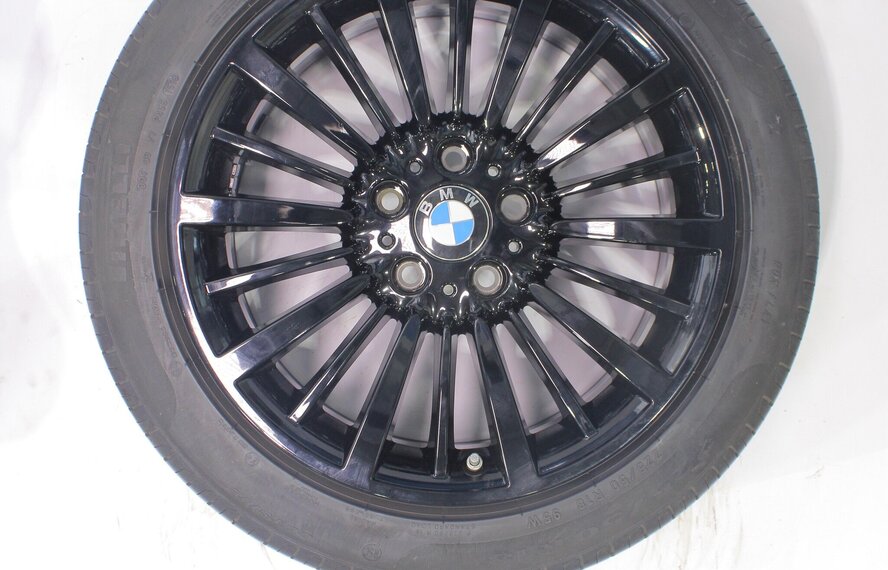 BMW BMW 3 serie GT F34 416 18 inch velgen Pirelli Runflat Zomerbanden Origineel