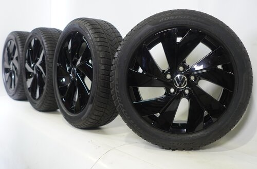 Volkswagen Volkswagen Golf 5 6 7 8 Belmont 17 inch velgen Pirelli Winterbanden Origineel