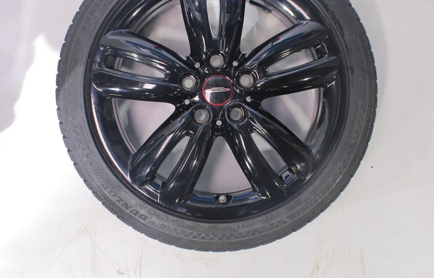 Mini Cooper / S / One / Cabrio F55 F56 F57 JCW501 17 inch velgen Dunlop Runflat Winterbanden Origineel