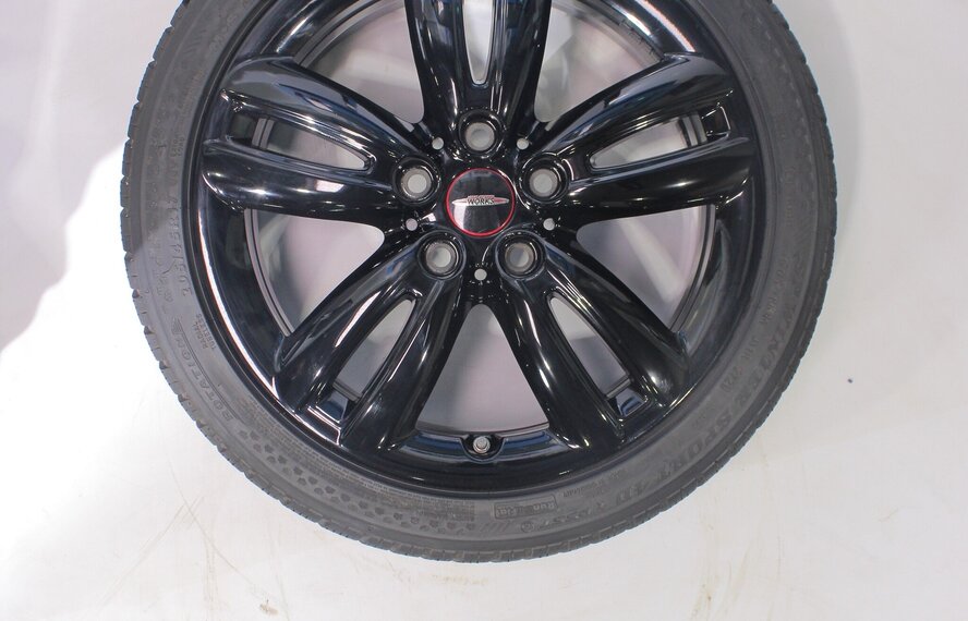 Mini Mini Cooper / S / One / Cabrio F55 F56 F57 JCW501 17 inch velgen Dunlop Runflat Winterbanden Origineel