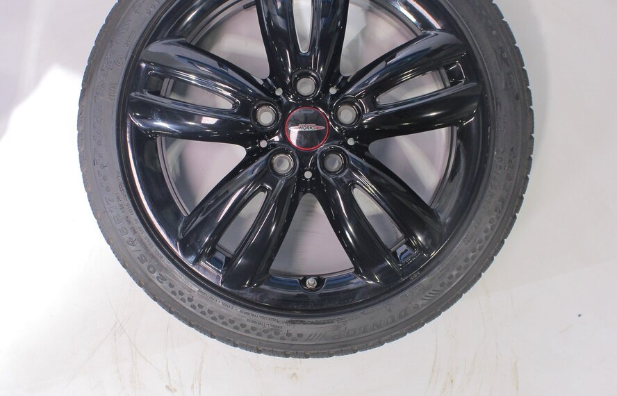 Mini Mini Cooper / S / One / Cabrio F55 F56 F57 JCW501 17 inch velgen Dunlop Runflat Winterbanden Origineel