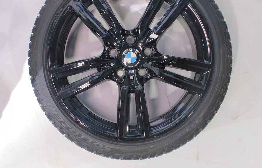 BMW BMW 1 2 serie F40 F44 2 serie Gran Coupe 486M 18 inch velgen Pirelli Runflat Winterbanden Origineel