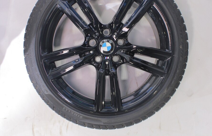 BMW BMW 1 2 serie F40 F44 2 serie Gran Coupe 486M 18 inch velgen Pirelli Runflat Winterbanden Origineel